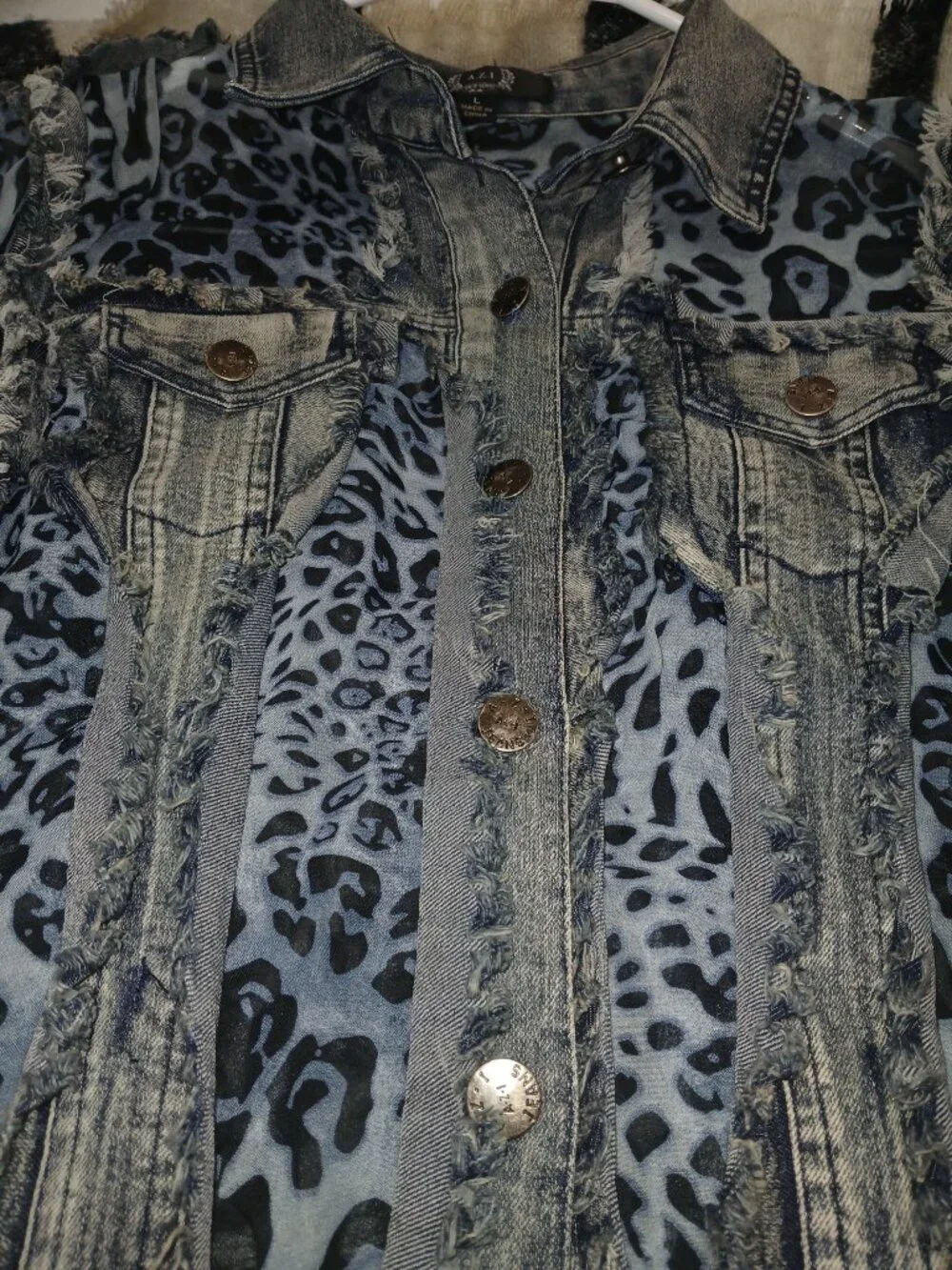 A.Z.I New York Leopard Print Distressed Denim Vest • Rare Mixed‑Media Statement - Picture 3 of 6